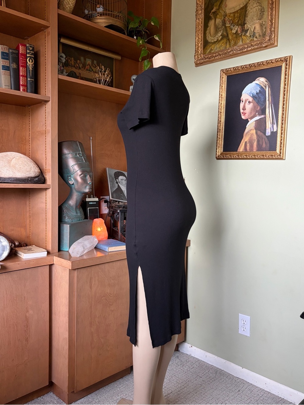 H & M Black Short-Sleeve Soft Rib Knit Midi Dress Size XS Dark Romantic Bodycon - Picture 12 of 14